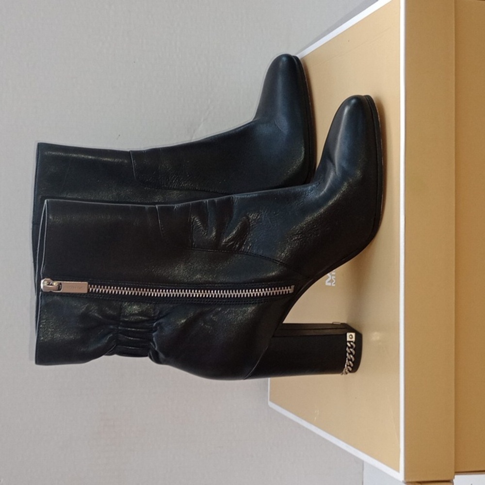 Size 8 Michael Michael Kors Dolores Side Zip Ankle Chained Bootie Black Leather